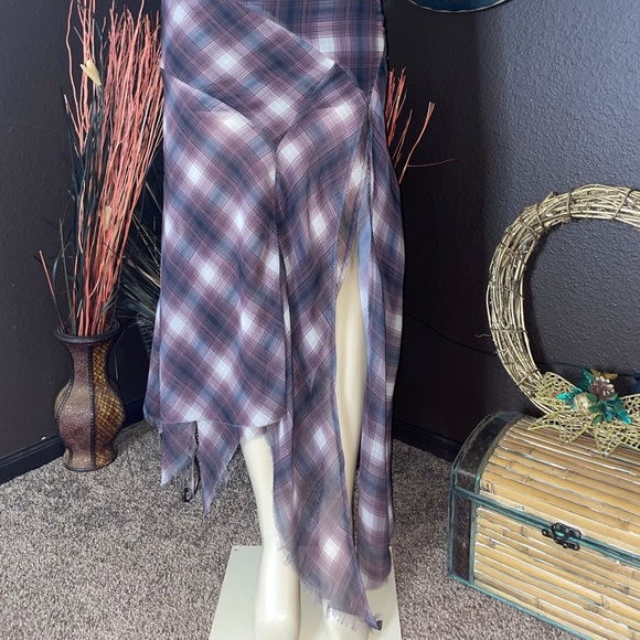 #33🎊💜NWT Beautiful L Unif Purple Plaid Skirt - Picture 4 of 9